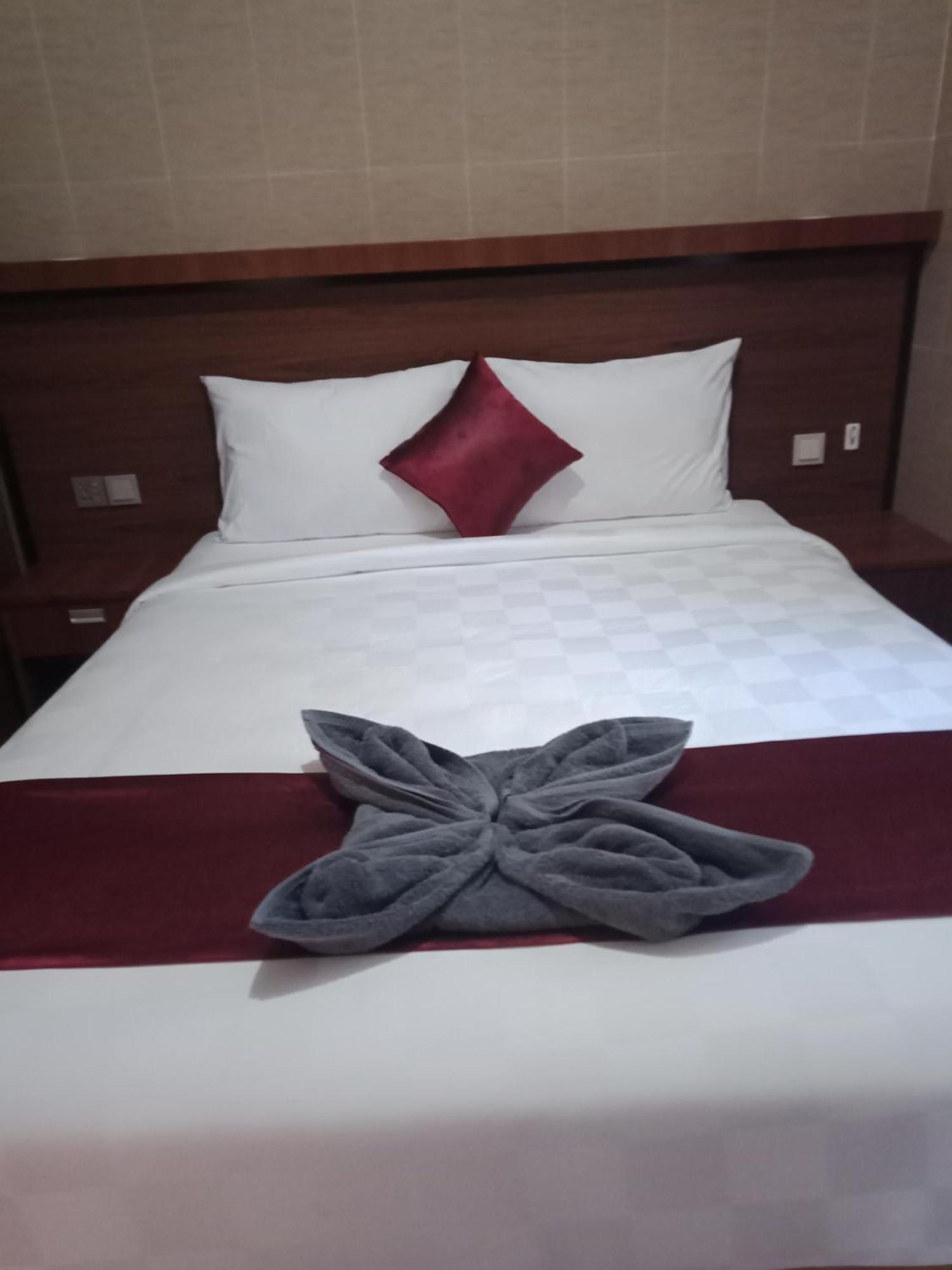 Tirtasuci House Hotel Kuta Lombok Kültér fotó