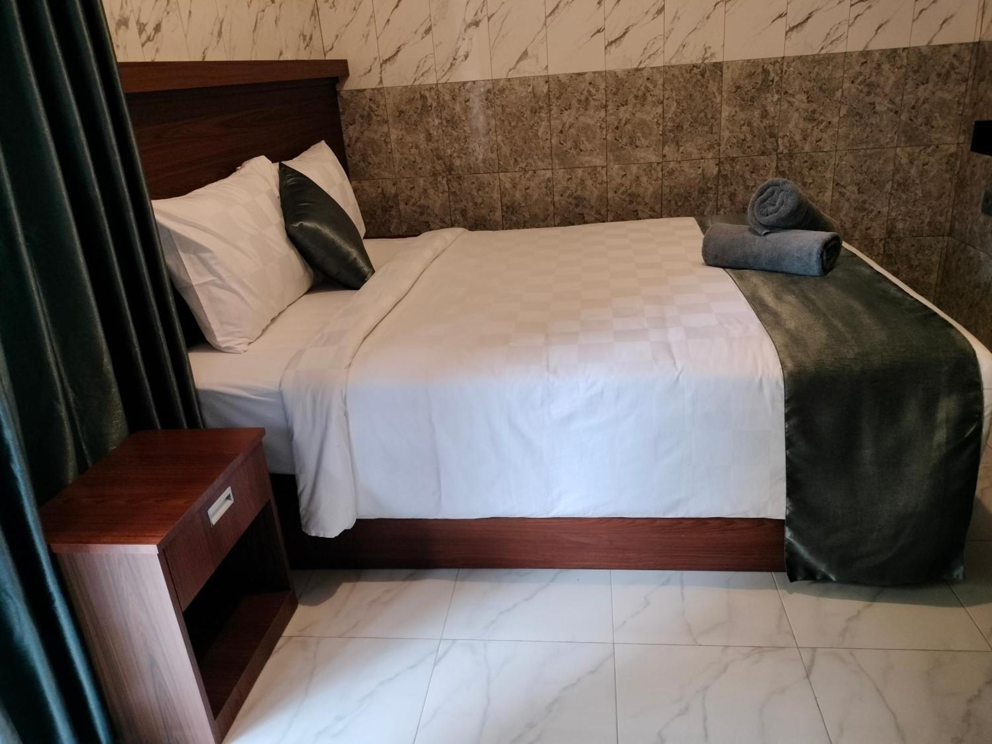 Tirtasuci House Hotel Kuta Lombok Kültér fotó